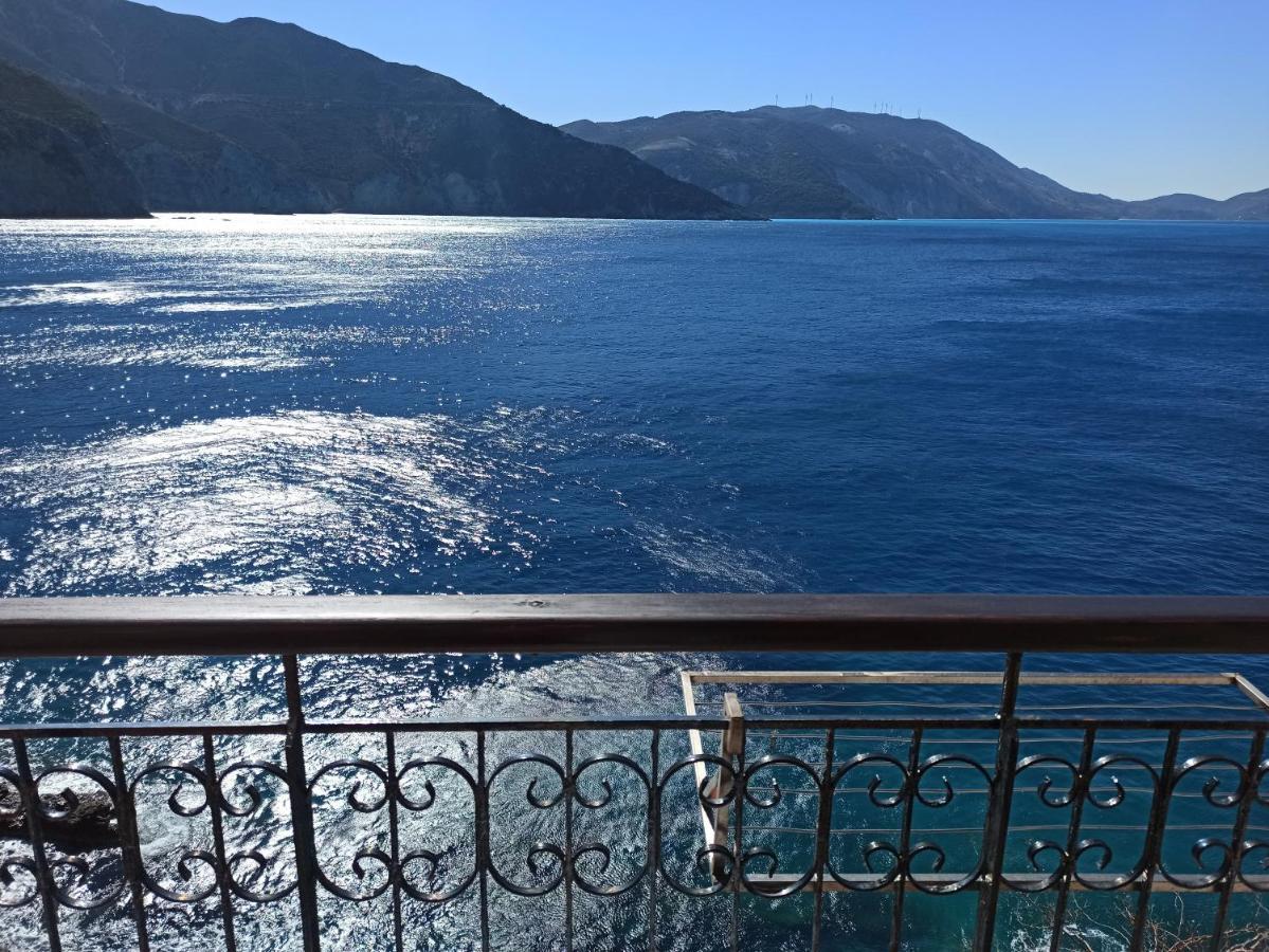 Panorama * Άσσος
